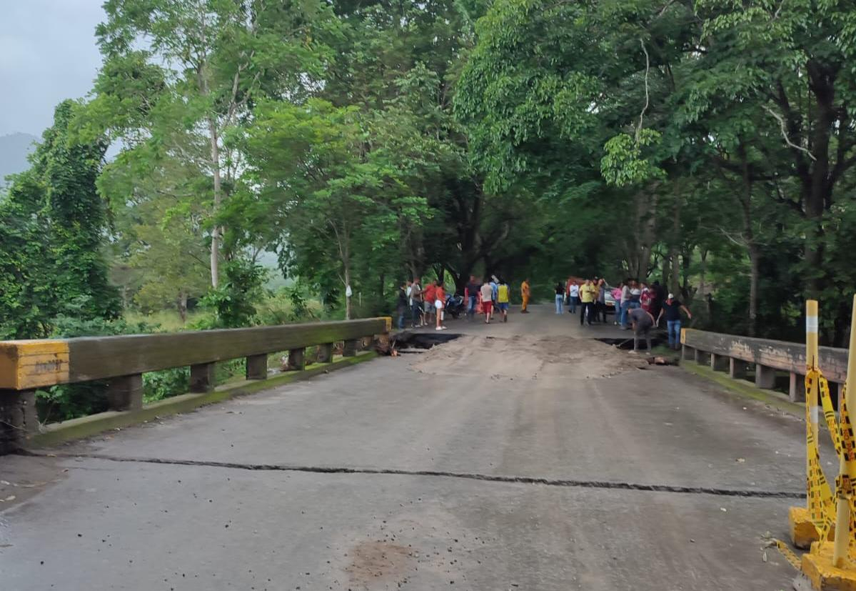 Invías hace llamado a población en Sardinata para respetar el cierre sobre el puente Remolina 2