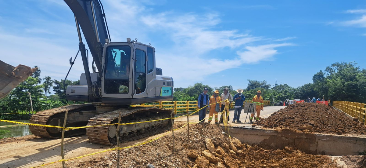 En la actual temporada de lluvias, Invías está listo para atender emergencias y ofrecer servicios a usuarios viales (2)