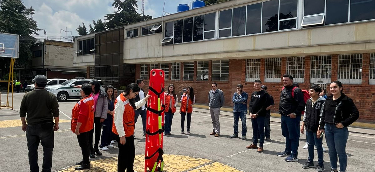 En 1 minuto 40 segundos, la Dirección Territorial Cundinamarca finaliza simulacro de evacuación