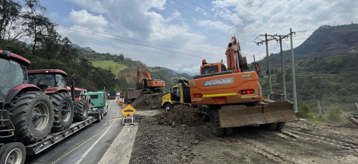 En el km 18 de la vía al Llano, Invías continúa las labores para estabilizar el terreno