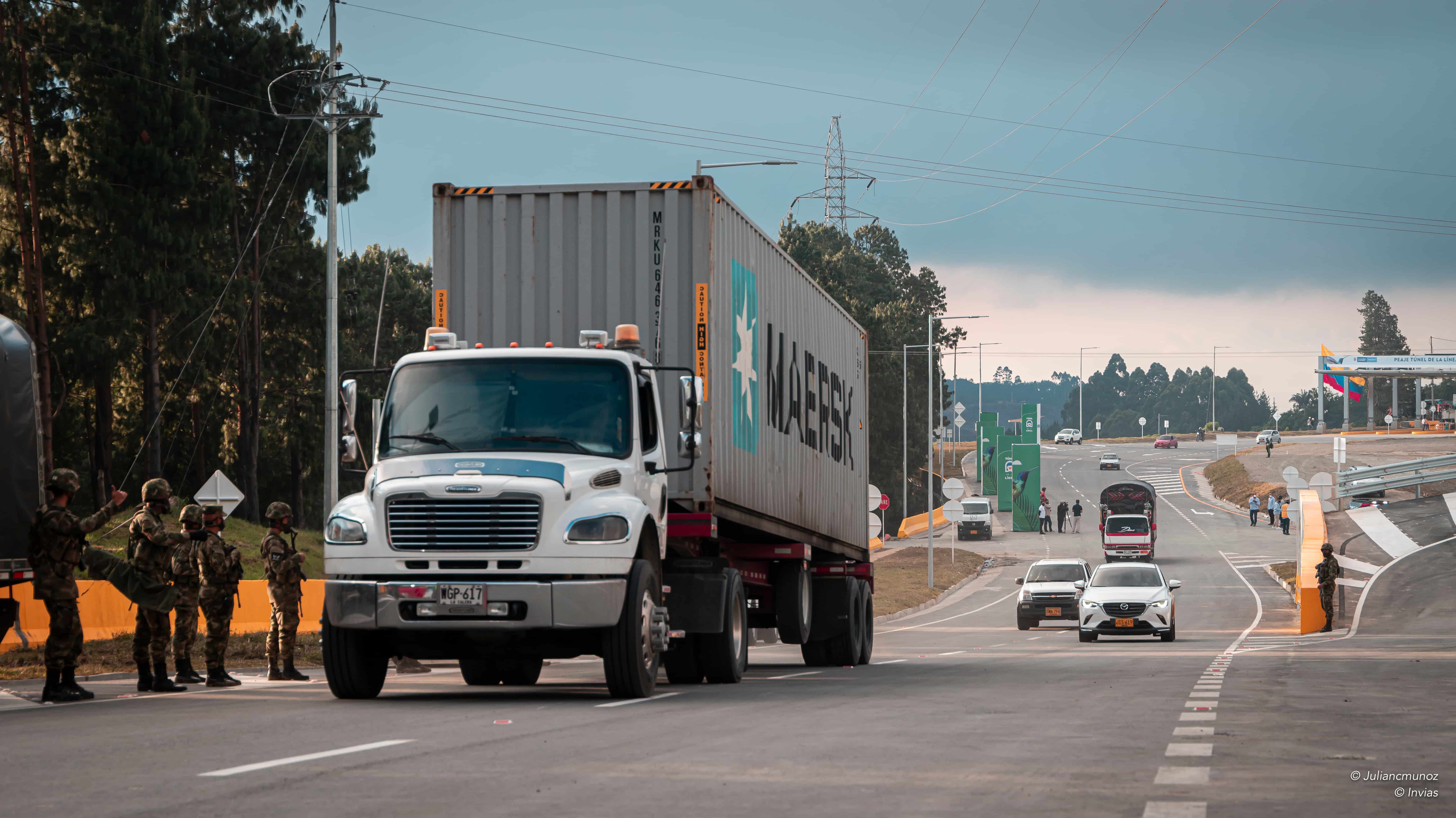 INVÍAS informa apertura para la solicitud de permisos de carga extra dimensionada