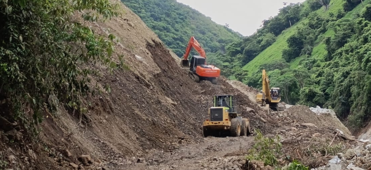 Invías busca soluciones temporales para dar transitabilidad prioritaria en el km 36 de la vía Medellín – Quibdó, Antioquia