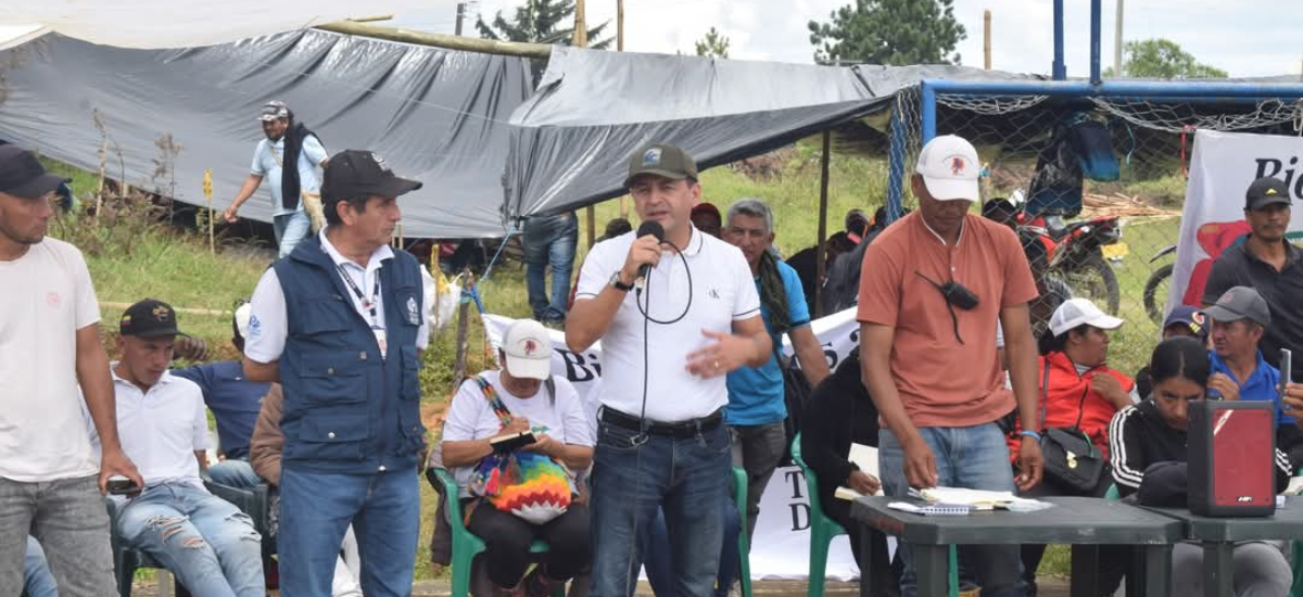 Concertación en mesa de trabajo con la comunidad de Cajibío, evita cierre de la vía Panamericana en Cauca