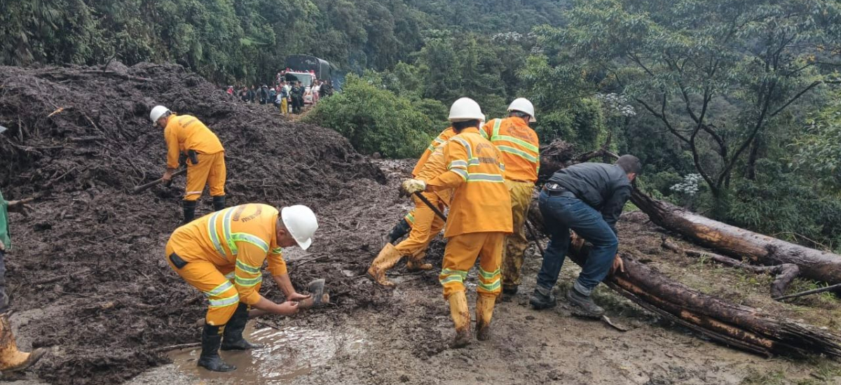 Invías atiende emergencias en los kilómetros 63 y 96 en La Lejía- Saravena, Norte de Santander