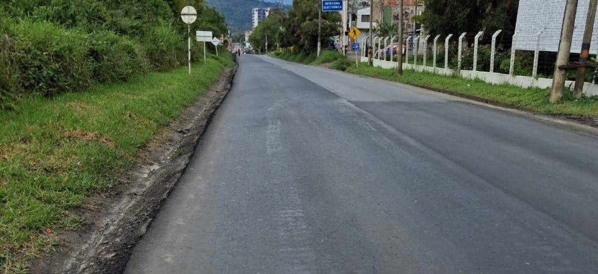 Invías continúa trabajos de mantenimiento de la vía Puente Nacional – San Gil, en Güepsa, Santander