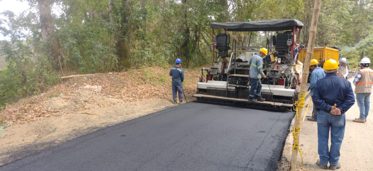 Invías continúa avanzando en el mantenimiento de vía Panamericana entre Nariño y Cauca