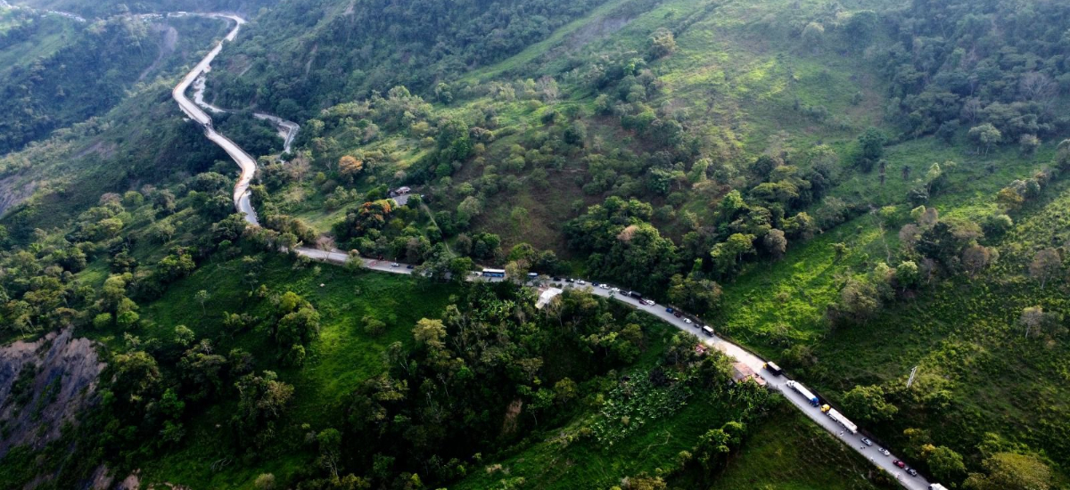 Invías protege la vida de los transportadores con restricción de carga en la vía Aguazul – Pajarito - Sogamoso
