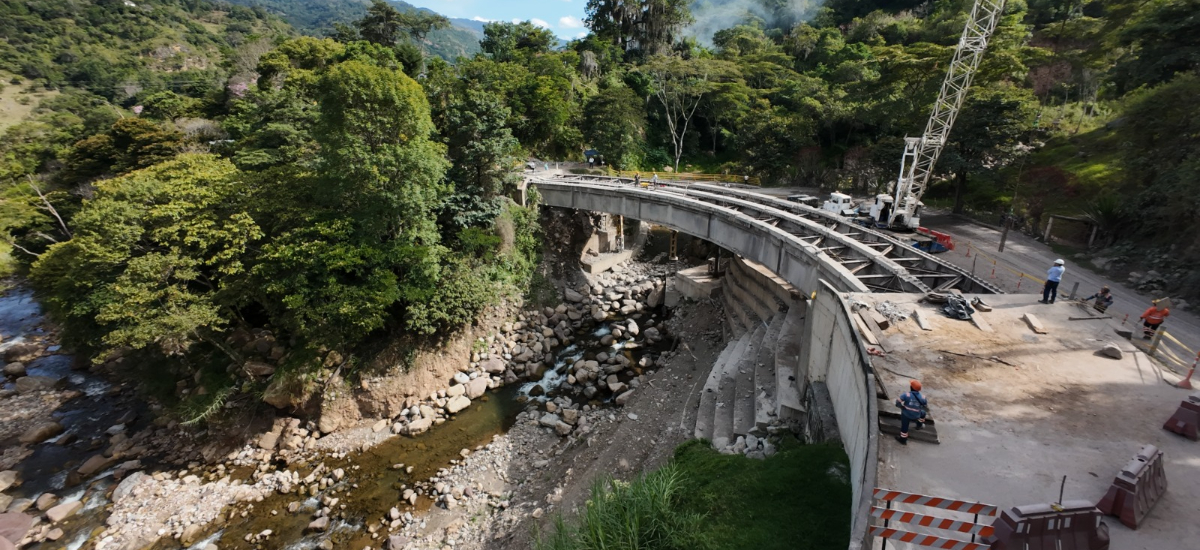 Restauración del Puente Listará, en Santander, avanza en un 58%