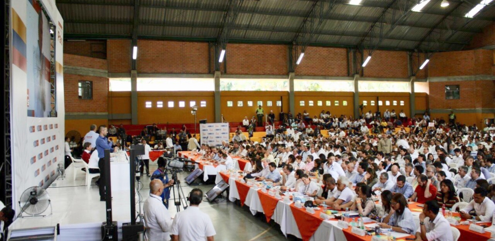 Fotografìa del auditorio principal en el que se realizó el Taller Construyendo País