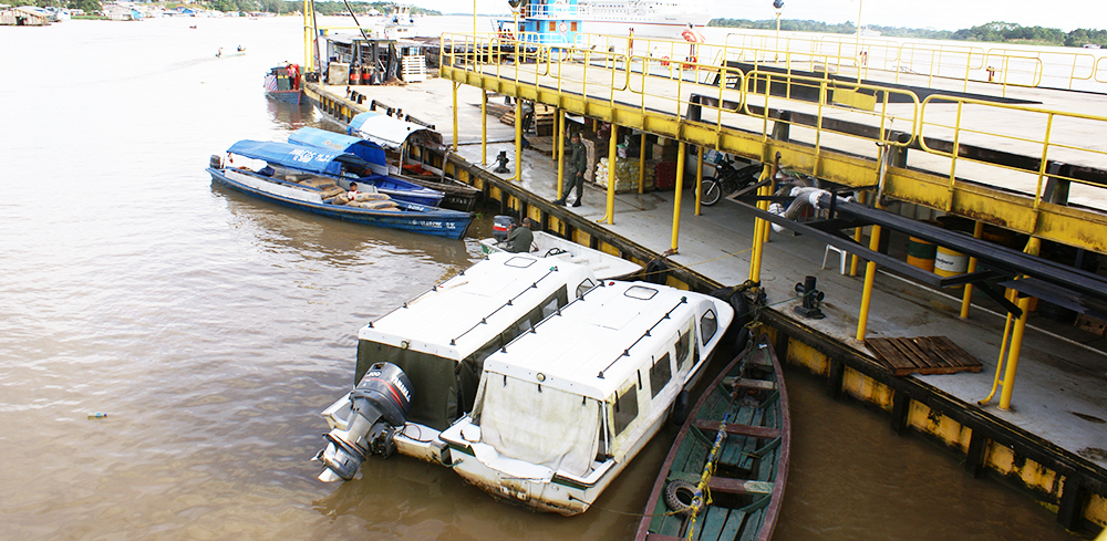 Fotografía del muelle Victoria Regia en Leticia, Amazonas