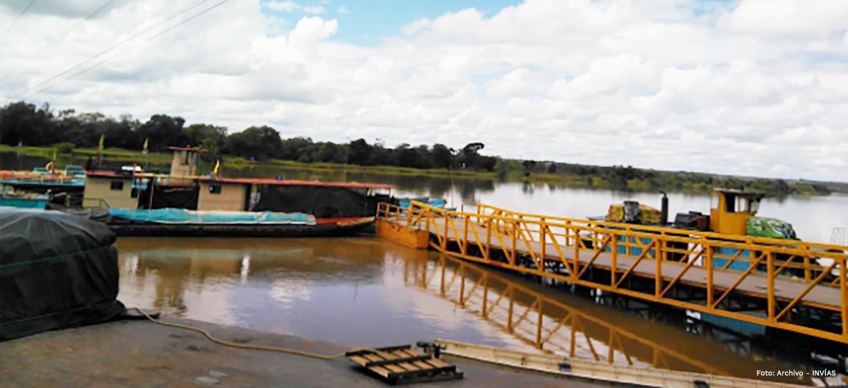 Fotografía orilla del río en Puerto Gaitán.