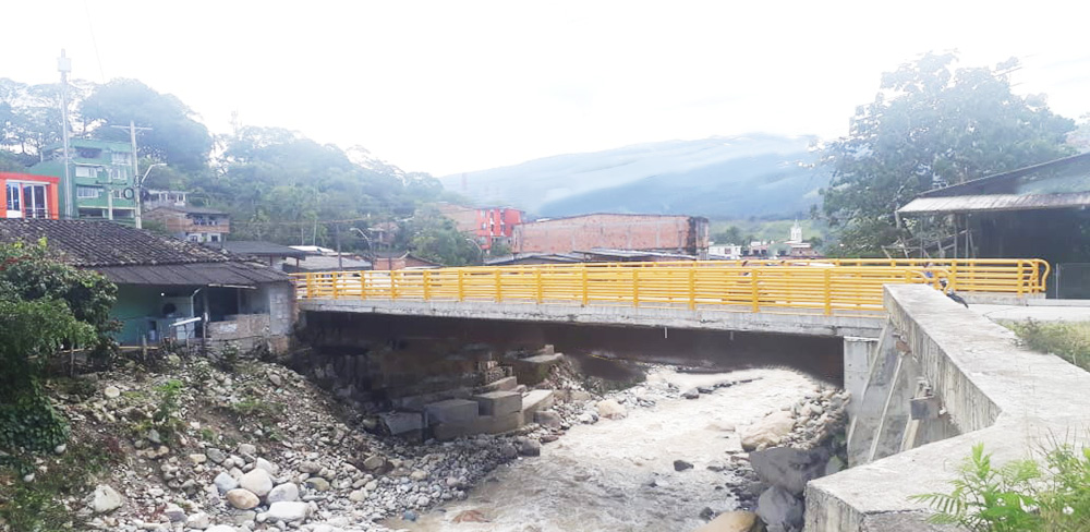 Fotografía panorámica del puente Mulato