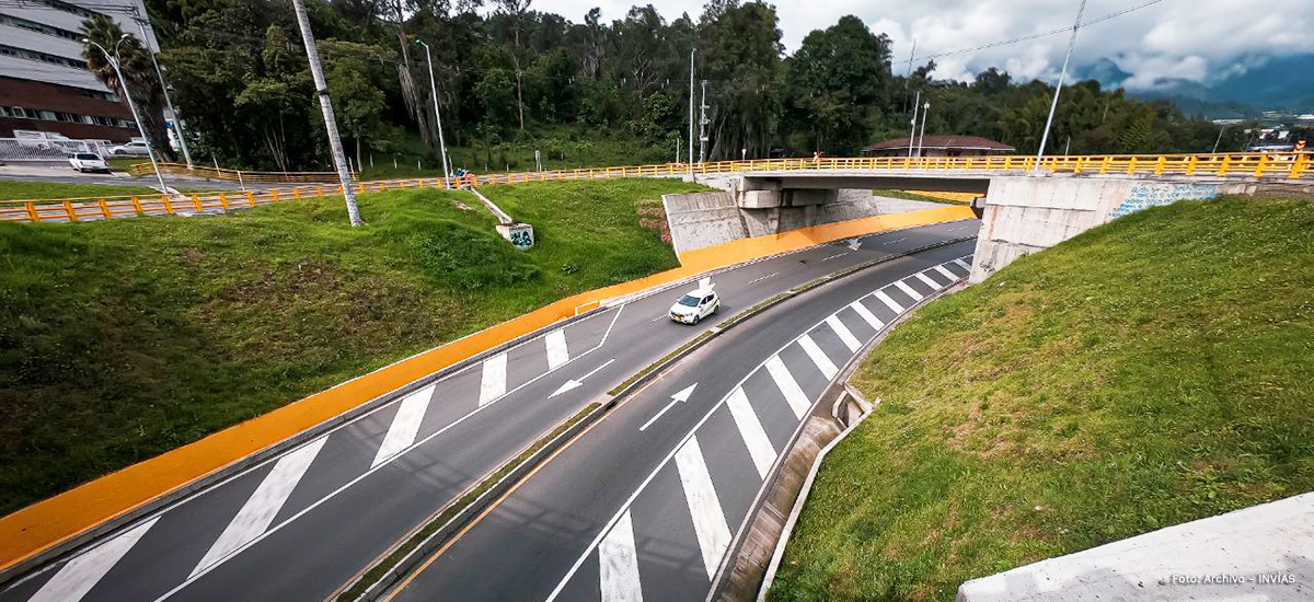 Fotografía de obra vial del país.