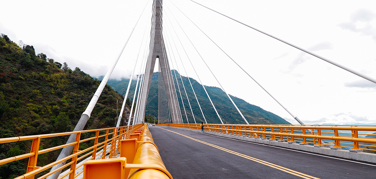 Fotografía de la megaobra puente Hisgaura.