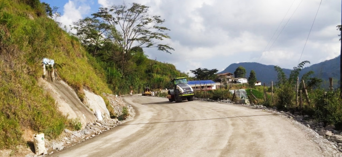Fotografía del avance de la obra del proyecto Granada - San Carlos en Antioquia.
