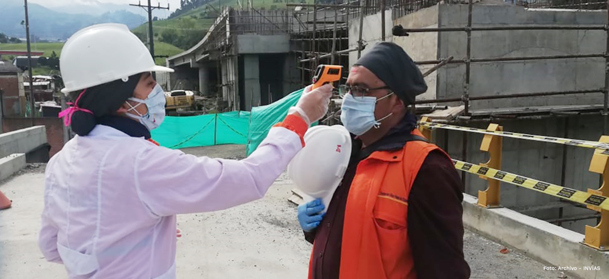 Fotografía de aplicación del Protocolo de Bioseguridad en obras del INVÍAS.