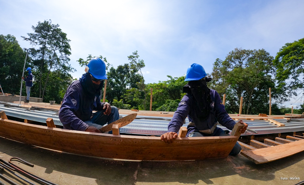 Fotografía de los trabajadores del INVÍAS que hacen posible la conectividad del país, a través, del Compromiso por Colombia.