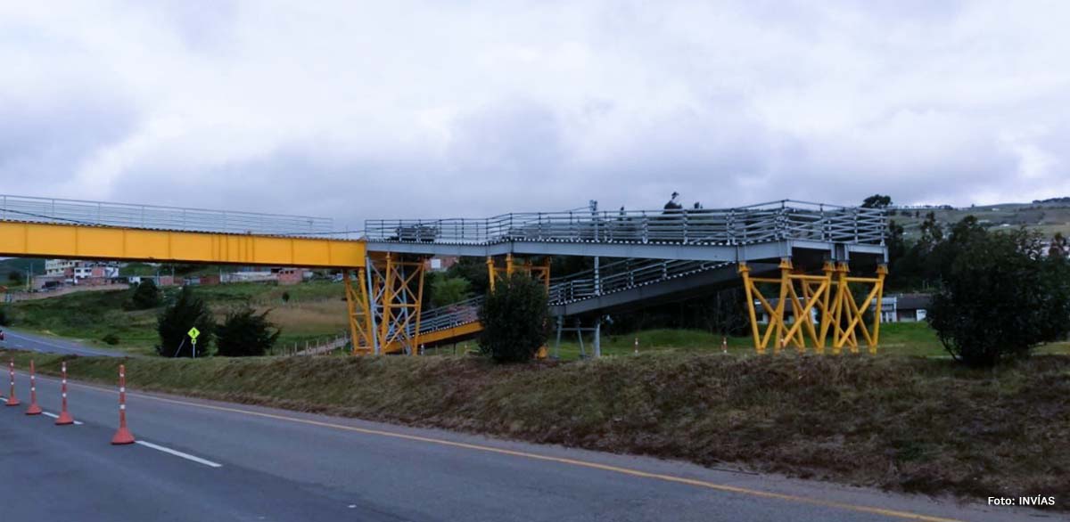 Fotografía del avance en los trabajos del puente de Tunja.