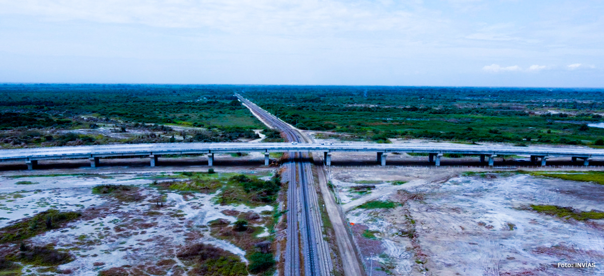 Fotografía aérea de la vía variante Ciénaga - Barranquilla.