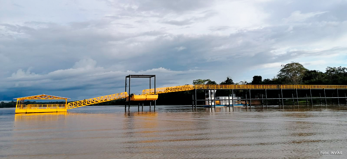 Fotografía panoramica del muelle Tarapacá.