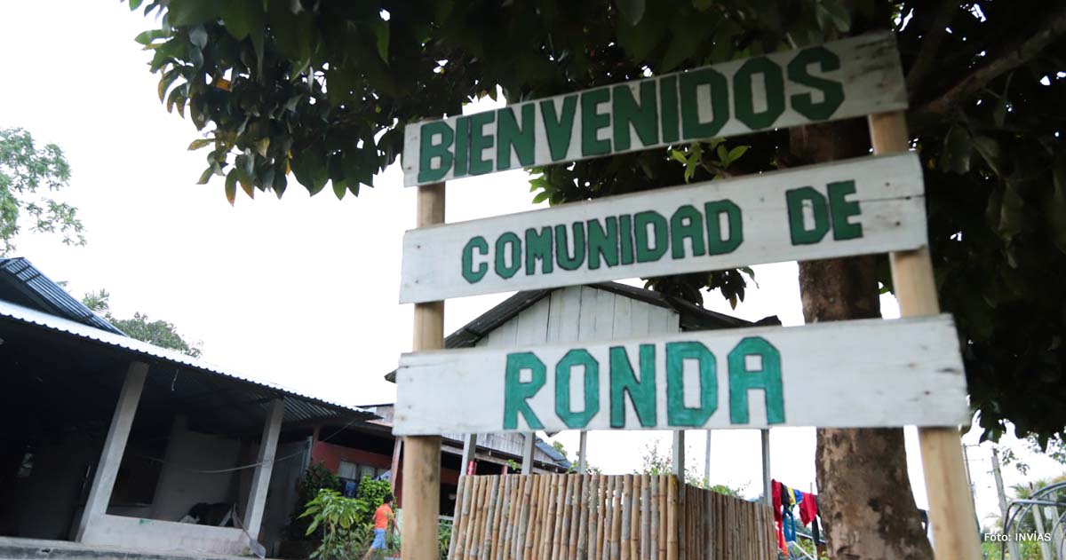 Fotografía de cartel de la comunidad de Ronda, en el Amazonas.