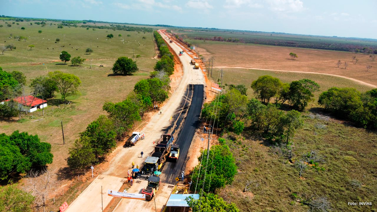 Fotografía aérea de la construcción de la Transversal de la Altillanura.