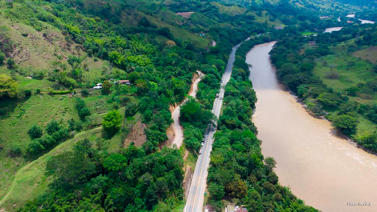 Fotografía aérea de la vía Irrá - Quinchía en el departamento de Risaralda.