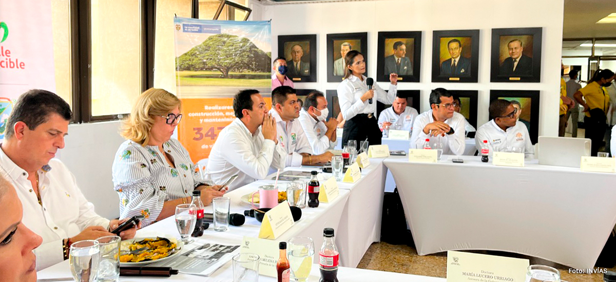 Fotografía de la socialización de las convocatorias para nuevas obras en las Vías del Samán.