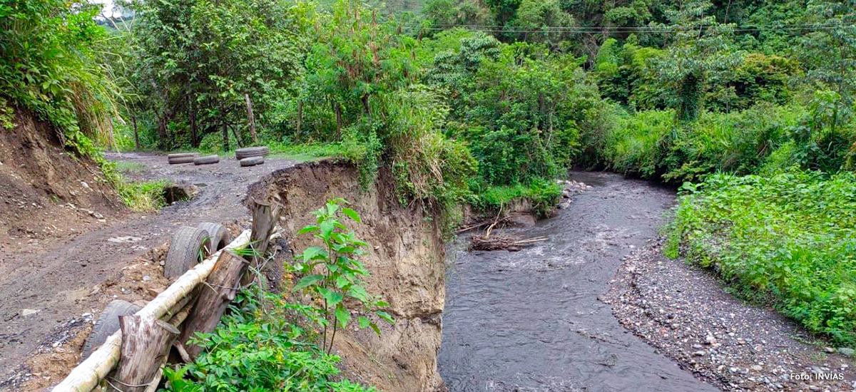 Fotografía del estado de la emergencia en la vía Útica - La Palma en Cundinamarca.