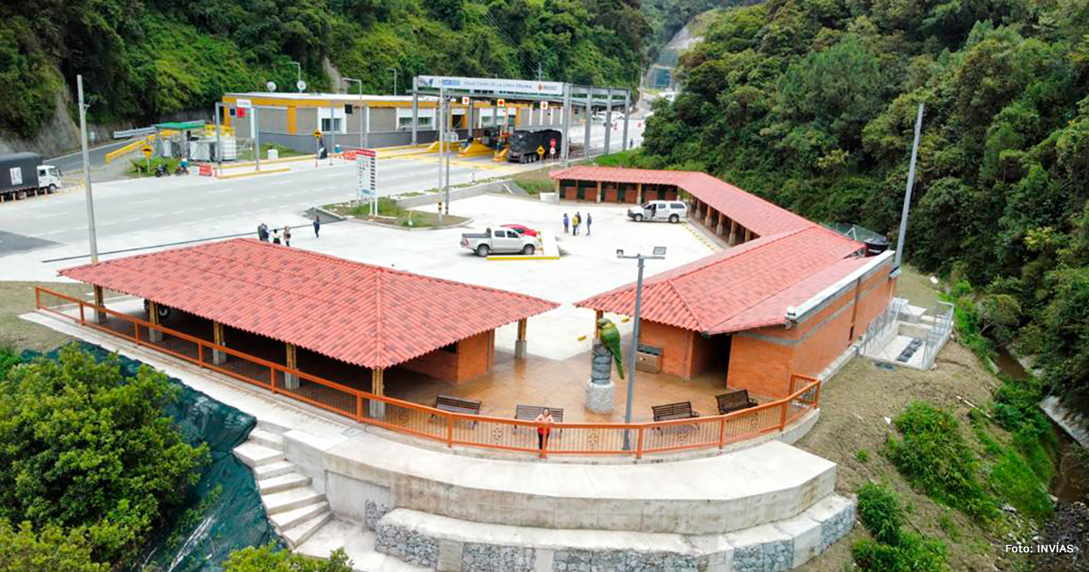 Fotografía aérea del mirador del túnel en el Cruce de la Cordillera Central.