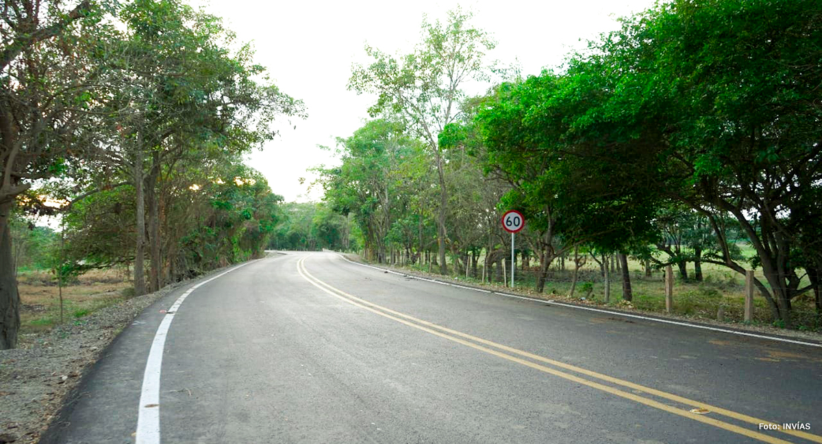 Fotografía vía que hace parte de la Transversal Momposina.