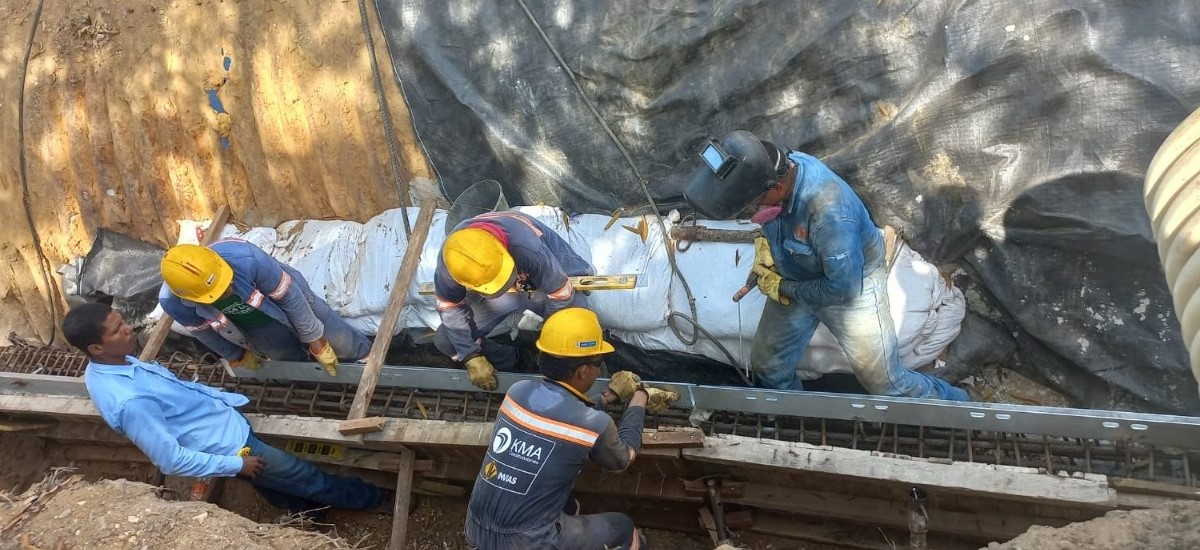 Fotografia puente reparacion