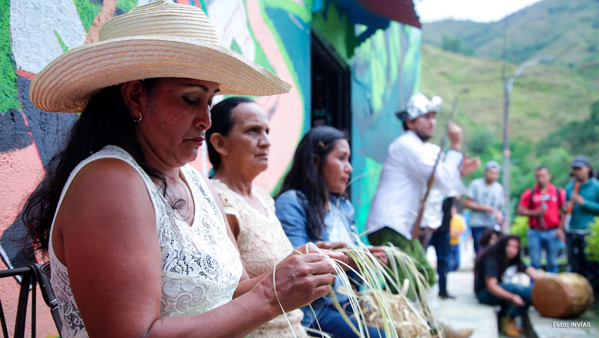 Fotografía de artesanas de la comunidad de San Luis, Huila.