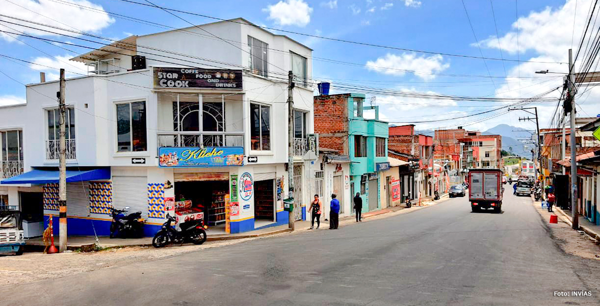 Fotografía del estado actual de la vía pavimentada en el corredor Pasto - Buesaco - Higuerones.