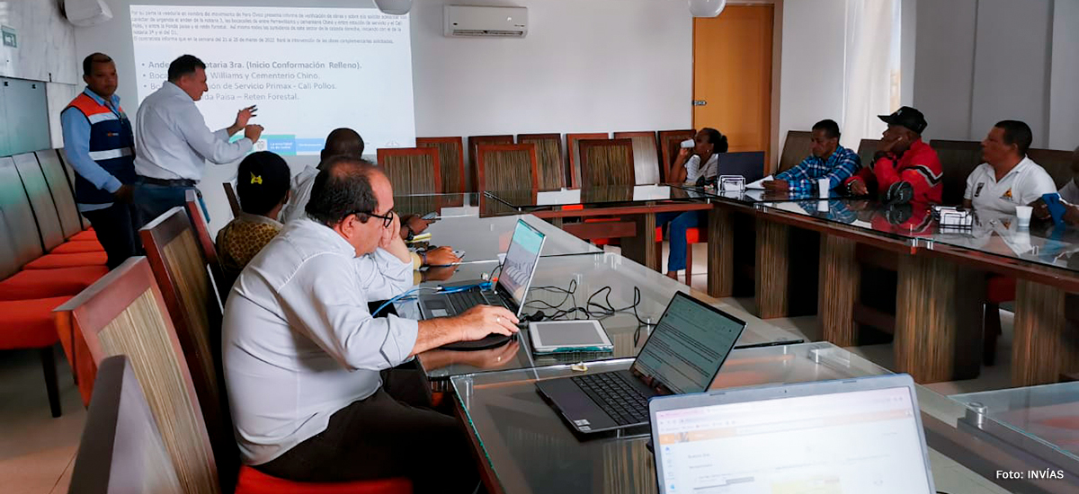 Fotografía de la reunión de revisión de compromisos de ejecución en Buenaventura.
