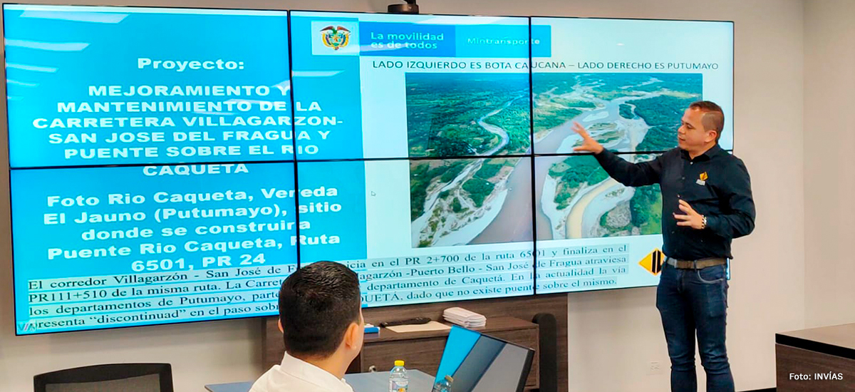 Fotografía de la presentación del proyecto Villa Garzón - San José del Fragua y del puente sobre el río Caquetá.
