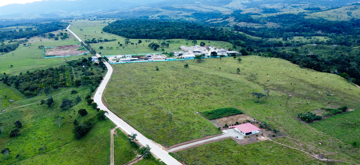 Fotografía aérea de la vía Transversal de la Macarena.