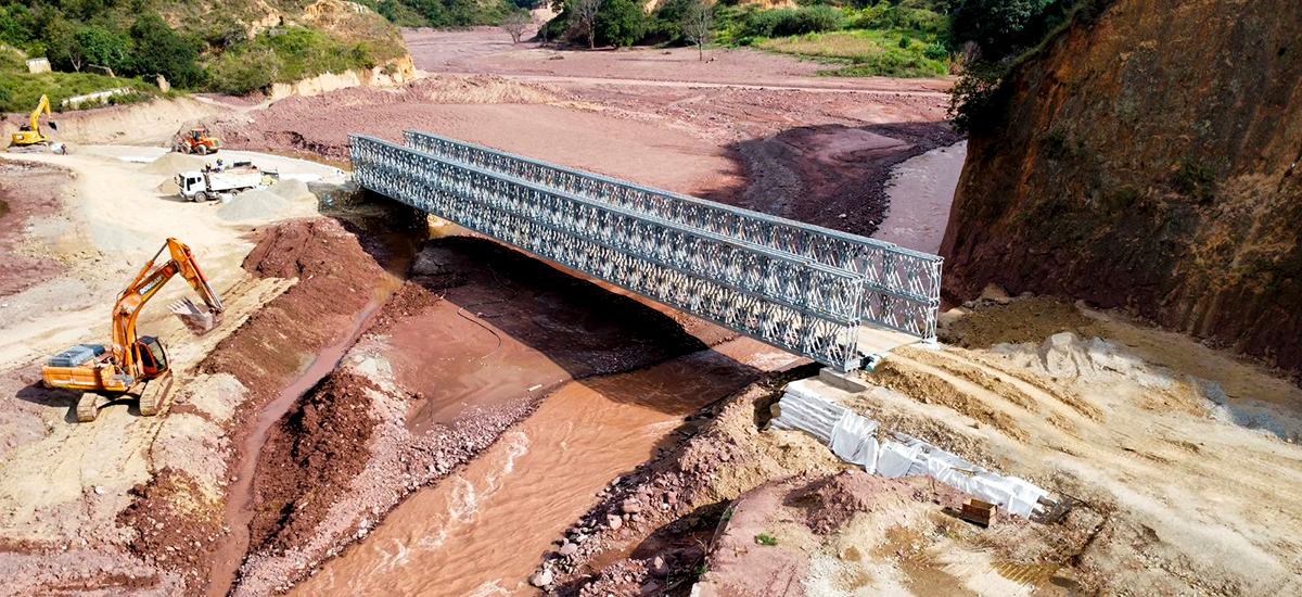 Fotografía del segundo puente metálico construido en El Tarrita, Norte de Santander.