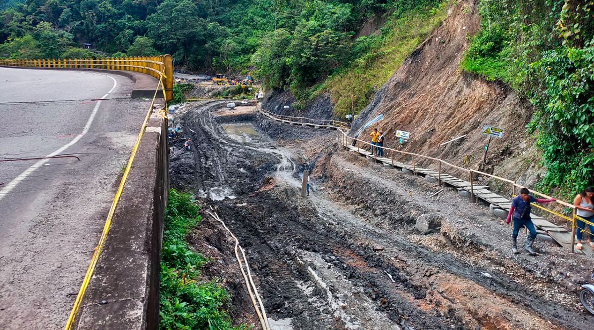 Fotografía del estado de construcción de las alcantarillas, box culvert y demás obras dentro de la vía provisional en sector Los Grillos, en la Transversal del Cusiana.