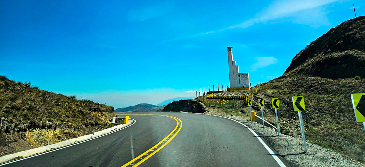 Fotografía de una vía nacional, que hace parte de obras de infraestructura vial del país.