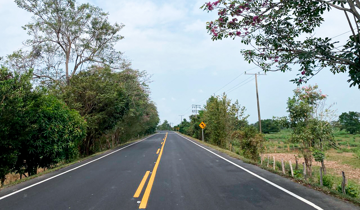 Fotografía de vía que hace parte de los avances de proyectos de infraestructura en Magdalena.